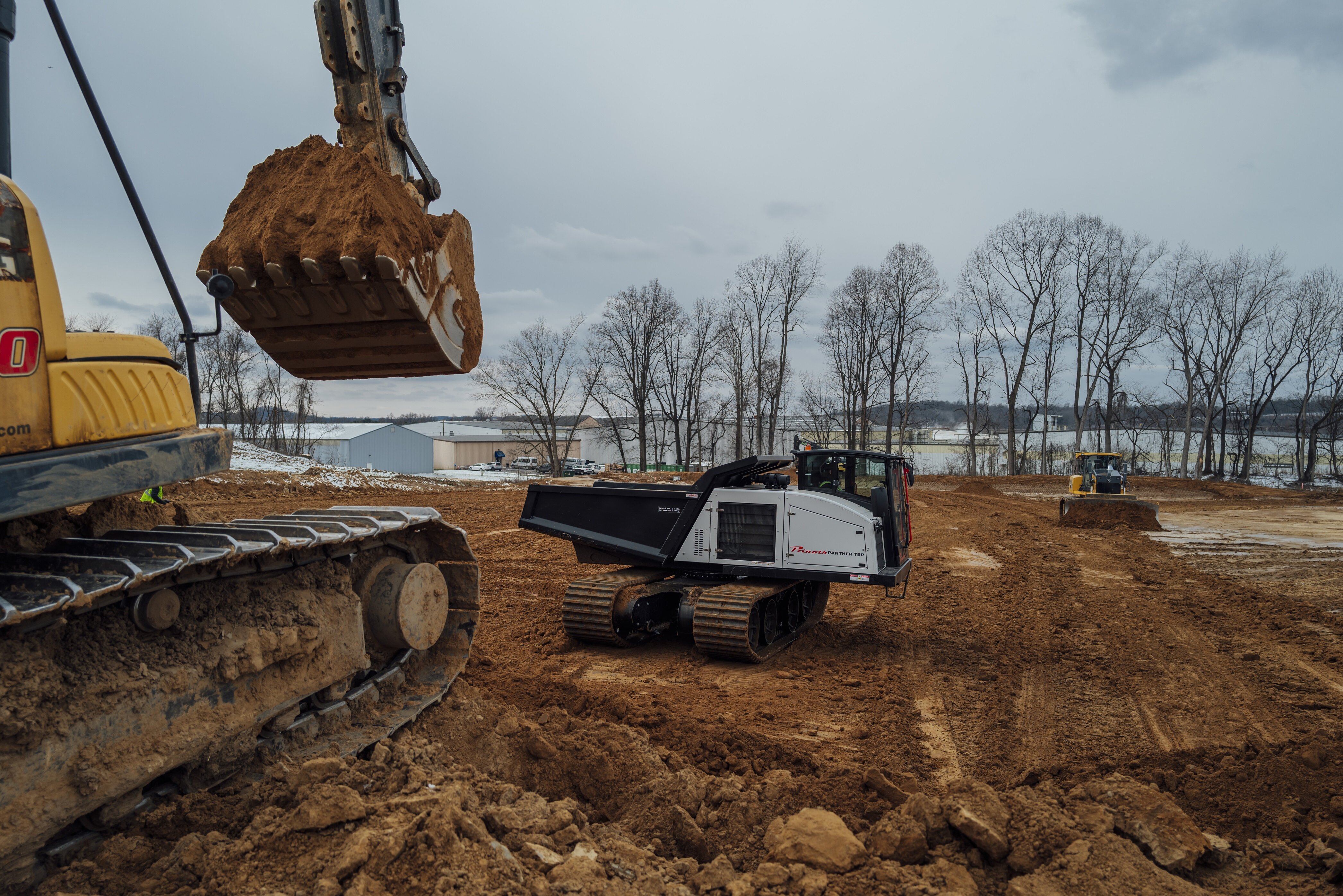 The Panther T14R dumpbox is lined with Hardox to increase durability and provide owners with longevity