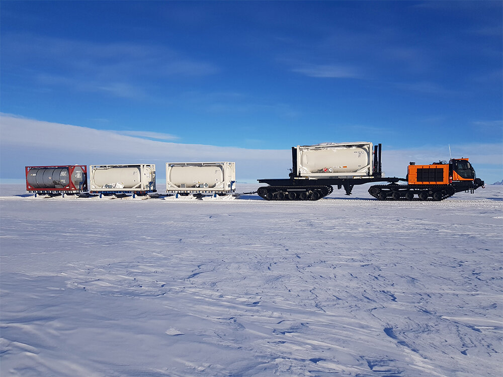 Réservoir de carburant supplémentaire et conteneur 20'