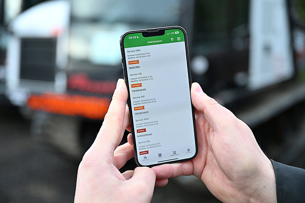 Real-time Vehicle Status Real-time Vehicle Status